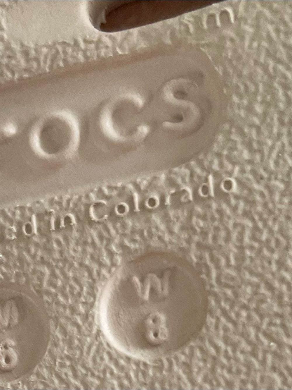 CROCS Women  size 8 Echo in Pale Pink - Picture 3 of 4